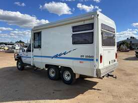 1994 TOYOTA LANDCRUISER CAMPER - picture2' - Click to enlarge