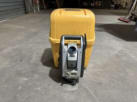 Trimble SPS930 Total Station - picture1' - Click to enlarge