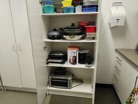 Kitchen Contents - picture0' - Click to enlarge