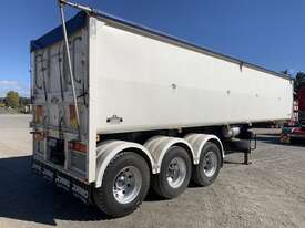 2015 Rhino Triaxle B Double Triple Lead - picture1' - Click to enlarge