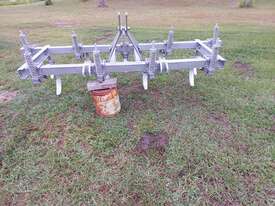 9 Tyne Yeomans  Chisel Stump Jump Ripper  - picture0' - Click to enlarge