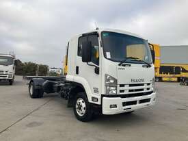 2015 Isuzu FRR600 MWB Cab Chassis - picture0' - Click to enlarge