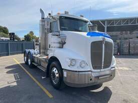 2011 Kenworth T403 Prime Mover - picture0' - Click to enlarge