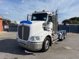 2011 Kenworth T403 Prime Mover - picture2' - Click to enlarge