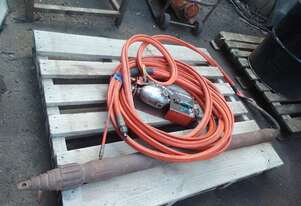 82mm grundomat type boring unit , made by Ditch Witch ,