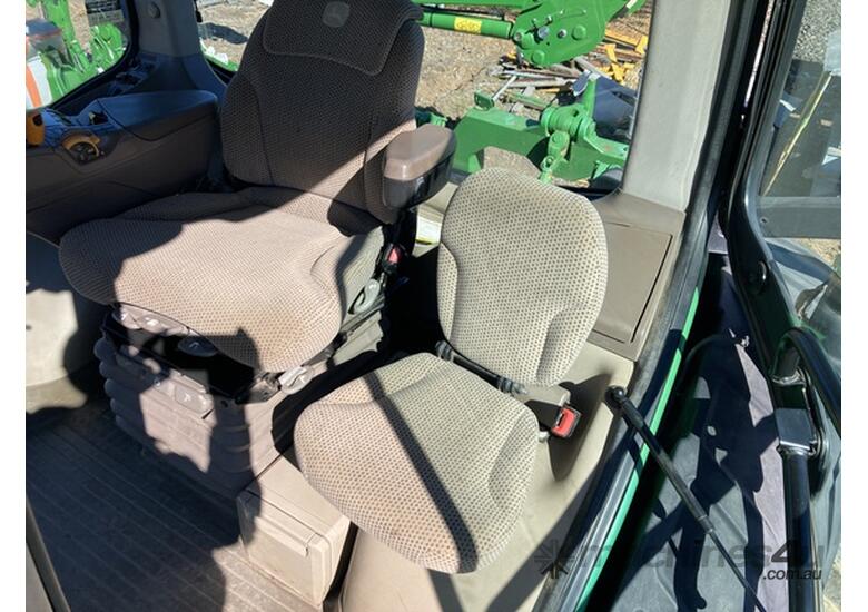 caption 2016 John Deere 8370RT Track Tractors