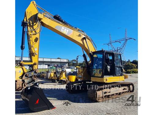 CAT 325FLCR Track Excavators