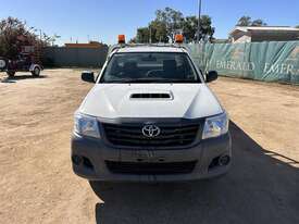 2012 TOYOTA HILUX WORKMATE UTE - picture0' - Click to enlarge