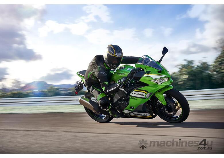 caption 2025 NINJA ZX-4R