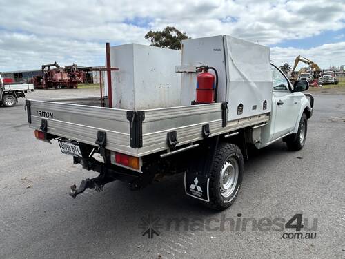 2017 Mitsubishi Triton GLX Diesel