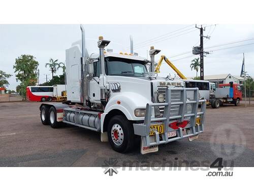 Mack Superliner