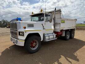 1984 FORD LTL9000 TIPPER TRUCK - picture1' - Click to enlarge