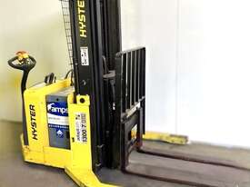 HYSTER W30ZR Reach Stacker - picture0' - Click to enlarge