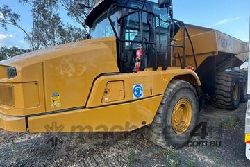 Caterpillar 2021   730 68 Caterpillar 2021   730 68