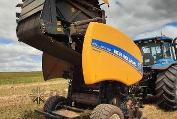 New Holland 754 net/twine round baler RB150F