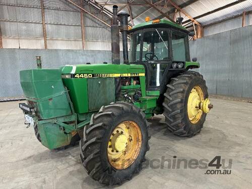 caption John Deere 4450