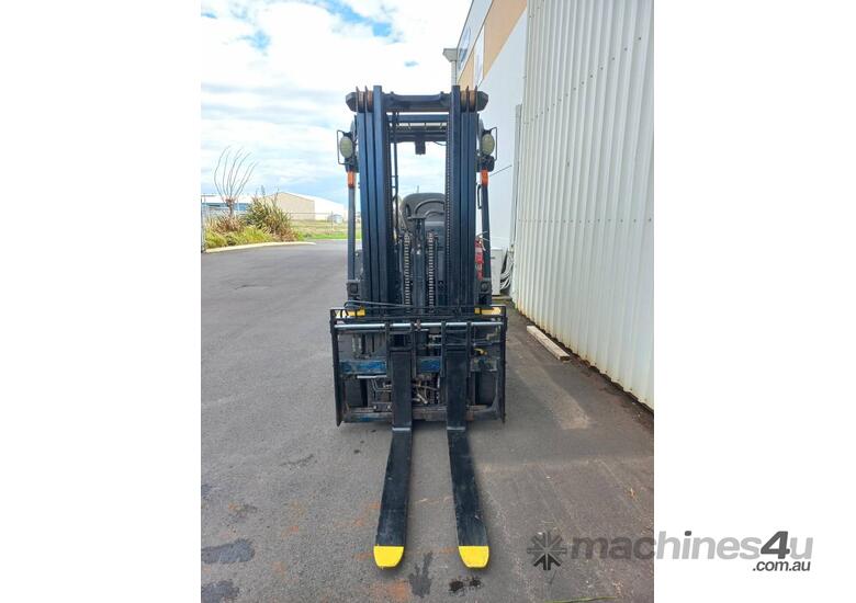 caption YALE GLP25TKE Counterbalance