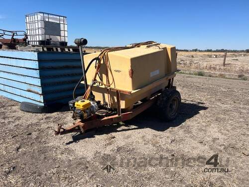 caption Hardi Fire Fighting Tank