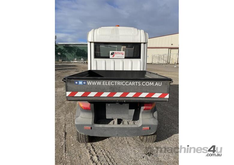 caption EMC Vantage