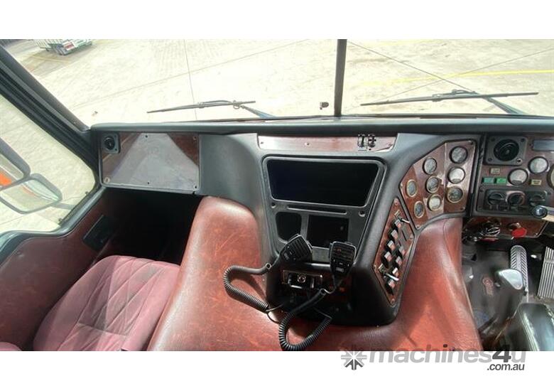 caption Kenworth K104