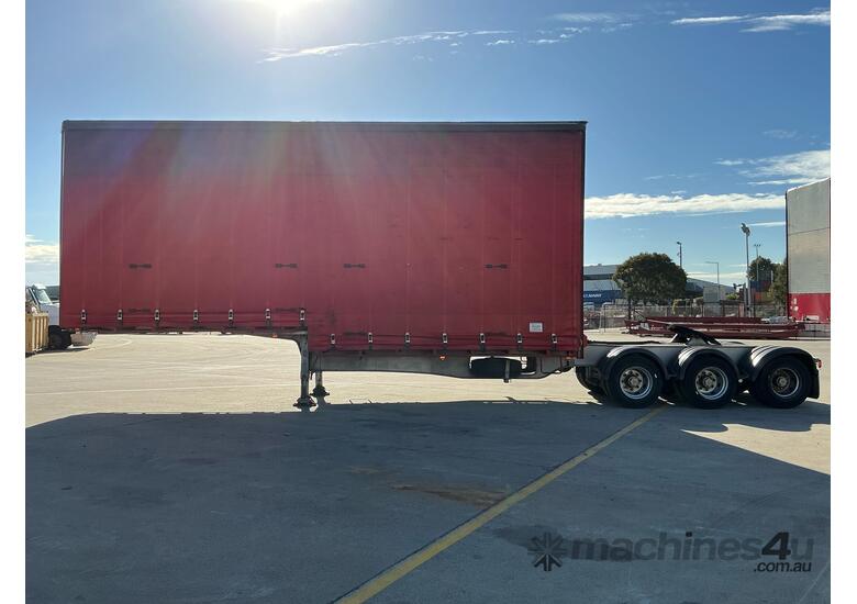 caption 2004 Vawdrey ST3 Tri Axle Drop Deck Curtainsider A/B Combination
