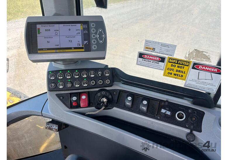 caption 2015 Caterpillar 930K