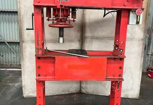SERVEX HP100-MK2 Rolling Head Workshop Press Reconditioned SERVEX HP100-MK2 Rolling Head Workshop Press Reconditioned