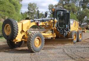 Caterpillar 2013   12M Grader