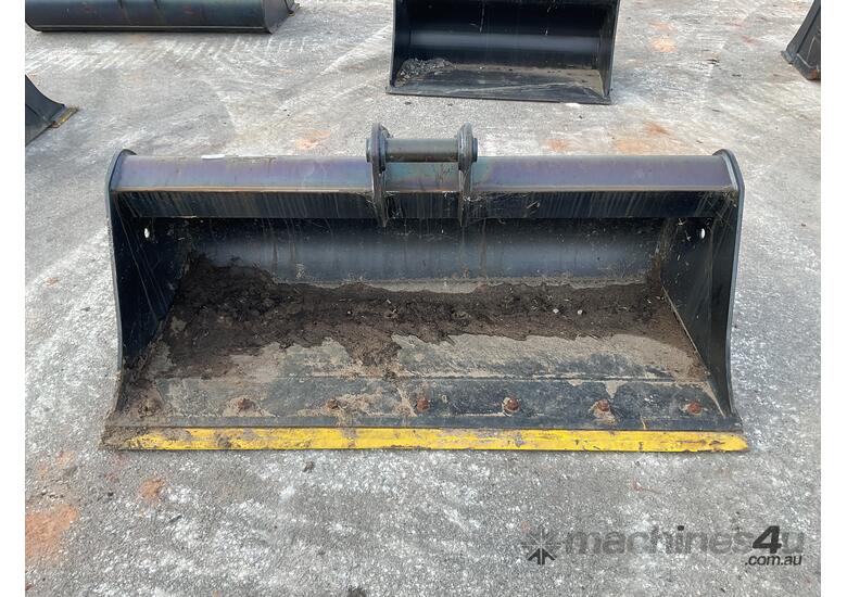 caption 1650mm Excavator Bucket