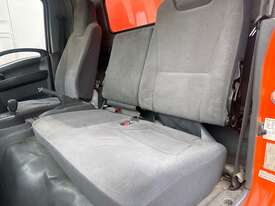 2010 Isuzu NPR 300 Pantech - picture0' - Click to enlarge