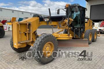 Caterpillar CAT 120M Motor Graders Caterpillar CAT 120M Motor Graders