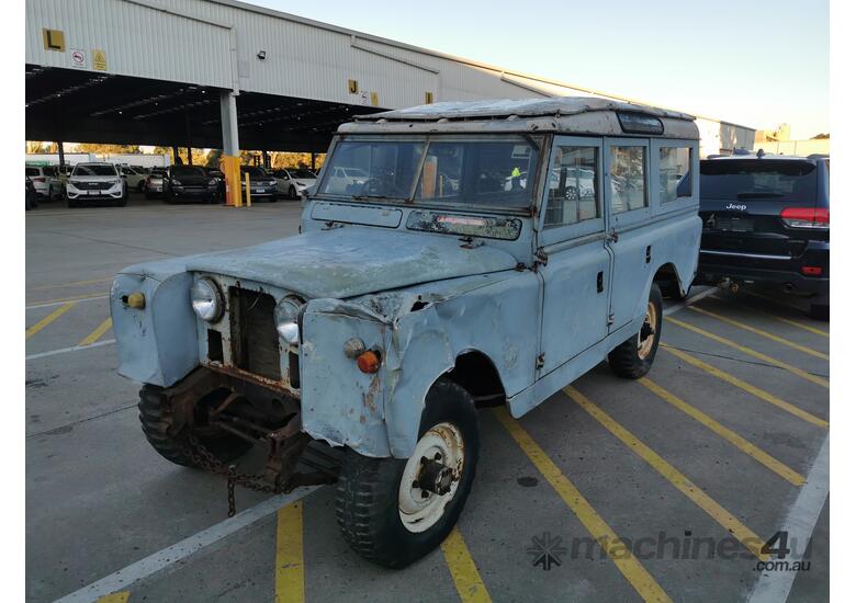 caption 1960 Land Rover Series II 4x4 Wagon (Restoration Project)