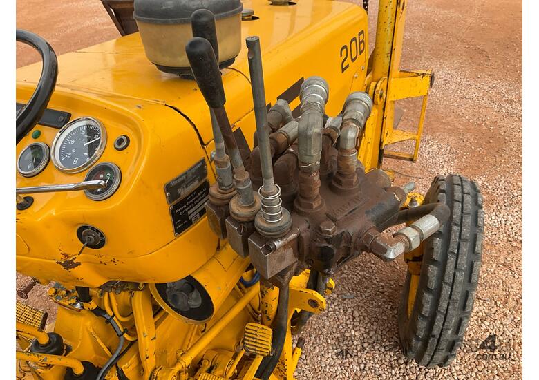 1985 Massey Ferguson 20B Tractor / Loader