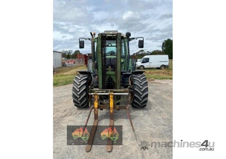 caption (9005) 2010 Fendt 309 Vario
