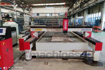 2000*4000mm 5 axis Water jet Cutting Machine