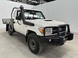 2017 Toyota landcruiser 79 Series 4x4 Single Cab Utility (V8 Diesel) (Manual)(Ex Defence) - picture0' - Click to enlarge