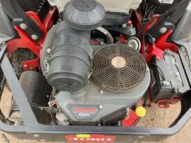 Toro Z Master 3000 Zero Turn Ride On Mower - picture2' - Click to enlarge
