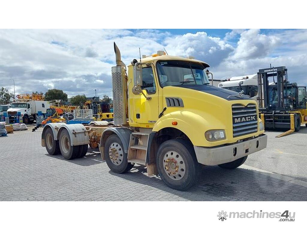 Buy Used Mack METROLINER Trucks (1155220) - Listed on Machines4u