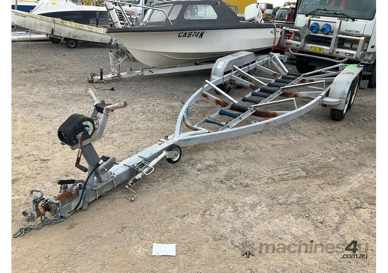 caption Easy Tow Dual Axle Boat Trailer
