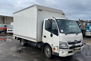 Hino   300 Seriers 616