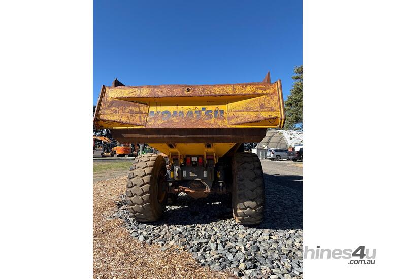 2012 Komatsu HM300-2