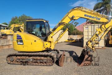 Komatsu   PC88MR-10 excavator