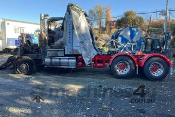 2025 Kenworth T909 6x4 Prime Mover