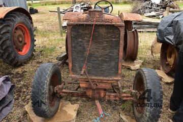 Allis Chalmers   Tractor