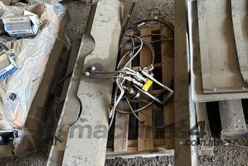 MacDon Adaptor Window & Plumbing