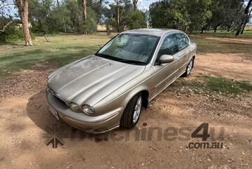 Jaguar 2003   X Type Sedan