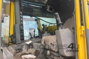 Atlas Copco ECM785 Crawler Blast Hole Drill