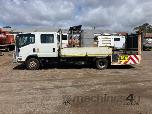 2018 Isuzu NPR 75-190 Table Top Dual Cab