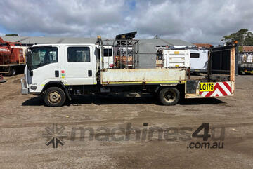 2018 Isuzu NPR 75-190 Table Top Dual Cab