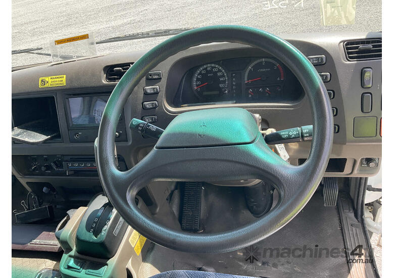 2018 Mitsubishi Rosa BE600 Bus